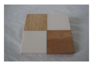 Compre Posavasos Redondos de Madera y Resina Reutilizables Hechos a Mano de Lujo de ART ZONE INTERNATIONAL para Decoración de Mesa - Product Image 3