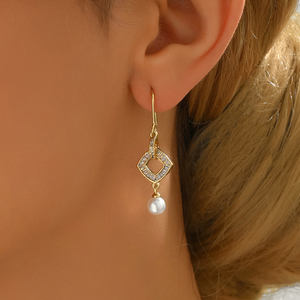 Pendientes de lujo de estilo Vintage para mujer, nuevo diseño de gota a la moda, colgante de perla, Zirconia cúbica, cobre geométrico para regalo de boda - Product Image 2