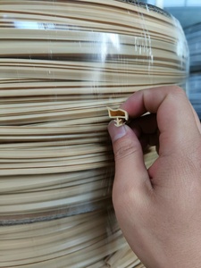 Dénudage <span class=keywords><strong>de</strong></span> porte en bois massif avec joint <span class=keywords><strong>de</strong></span> porte en bois moulé en caoutchouc TPE Bande <span class=keywords><strong>de</strong></span> caoutchouc d'étanchéité pour <span class=keywords><strong>installation</strong></span> à fente - Product Image 4