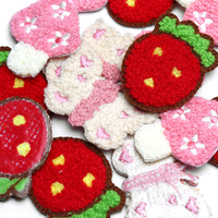 Patchs brodés mignons en forme de champignon, fraise et papillon, à thermocoller pour vêtements, sacs, chapeaux et accessoires DIY
