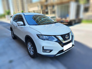 Voiture d'occasion abordable et bon marché <span class=keywords><strong>Nissan</strong></span> X-Trail <span class=keywords><strong>2017</strong></span> 2.0L CVT 2WD SUV <span class=keywords><strong>blanc</strong></span> Voitures d'occasion à l'exportation - Product Image 3