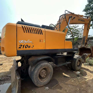 Excavatrice sur chenilles Hyundai R210w-7 d'occasion, 21 tonnes, système hydraulique moyen avec moteur, boîte de vitesses, PLC et pompe en stock - Product Image 1