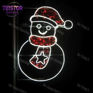 Lampadaires de Noël à motifs lumineux LED pour l'extérieur, décoration pour rues commerciales et aménagements paysagers de fêtes - Product Image 2