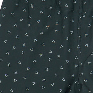 Short de sport décontracté de haute qualité pour hommes Short de plage d'été personnalisé écologique et anti-rides - Product Image 4