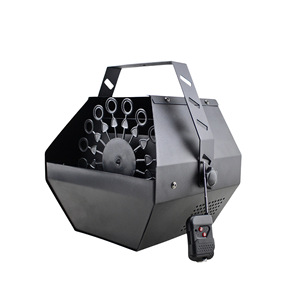 เครื่องทำฟองสบู่ YG รุ่น YG-FM60 ใช้แบตเตอรี่ ตัวเครื่องโลหะ สำหรับงานกลางแจ้ง งานแต่งงาน พกพาสะดวก พร้อมรีโมทคอนโทรล - Product Image 3