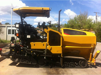 Petite machine de finisseur d'asphalte du finisseur AP355F de béton d'asphalte avec la largeur maximale de 3m