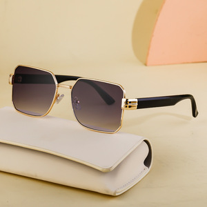 Lunettes de soleil carrées en métal de style européen pour hommes, protection UV400, verres PC, pour la conduite en extérieur, origine Taizhou - Product Image 4