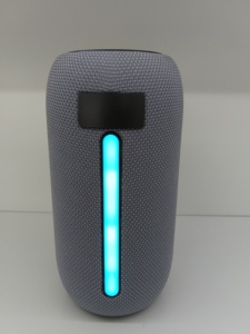 Xách tay TWS cho <span class=keywords><strong>bluetooth</strong></span> loa chiếu sáng OEM ODM giá rẻ sản xuất nhựa tủ Pin điện FM tính năng Wifi - Product Image 6