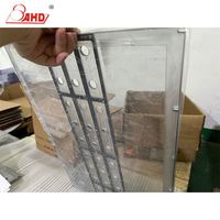 Fabrication de pièces automobiles par usinage CNC sur PC, offrant une forte résistance mécanique et une résistance au glissement, échantillon gratuit disponible