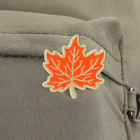 Épinglette en émail motif feuille d'érable d'automne éclatante pour veste, sac à dos et tenue décontractée, accessoire de mode et de décoration