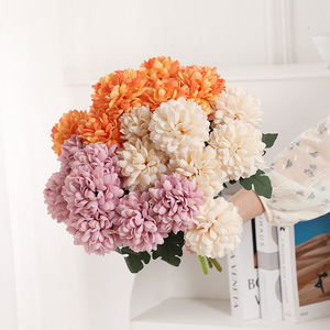 Boule de chrysanthème artificielle à 7 têtes, fleur en soie plastique haute simulation pour décoration de vase à la maison - Product Image 3