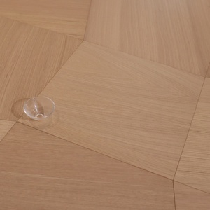 Parquet <span class=keywords><strong>en</strong></span> chêne Plancher <span class=keywords><strong>en</strong></span> bois Parquet personnalisé Plancher <span class=keywords><strong>en</strong></span> bois d'ingénierie pour plancher <span class=keywords><strong>en</strong></span> bois dur trapézoïdal d'intérieur <span class=keywords><strong>Planche</strong></span> de chêne - Product Image 5