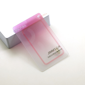 Carte de visite magnétique NFC personnalisée en PVC transparent avec impression offset - Product Image 1