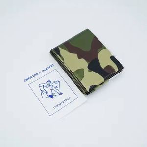 Manta Térmica Ligera de Aluminio y Polietileno, Impermeable, para Emergencias y Supervivencia, para Todas las Estaciones, 130*210cm, Cálida y Confortable - Product Image 1