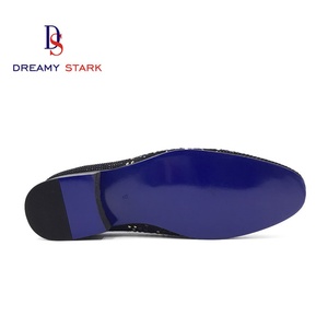 Spring New Handmade High Quality Fashion <b>Drilling</b> Design Genuine Leather Custom Logo Brand Original Men Slip-On Autumn Light - Product Image 4