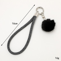 Porte-clés en cuir avec pompon en peluche pour l'automne/hiver, pendentif décoratif pour sac, ornement suspendu, sangle pour téléphone portable