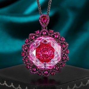 Collar Clásico con Colgante de Circonita Cúbica con Corte Rosa de 18 mm, Chapado en Oro sobre Cobre, Ecológico y Antideslustre, para Mujer - Product Image 3