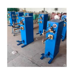 Machine à souder par points CE pour fils multiples, machine à souder les étagères en fil métallique, machine à souder les grilles métalliques, facile à utiliser - Product Image 5
