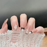 Produits pour les ongles, faux ongles, nail art, faux ongles faits à la main, produits faits à la main, ongles pour filles