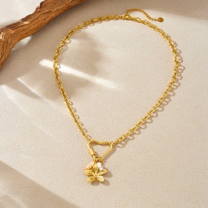 Gold Plated Flower Pearl Pendant Heart Ring Chain Stainless Steel Clavicle Necklace Gift Jewelry - Product Image 3