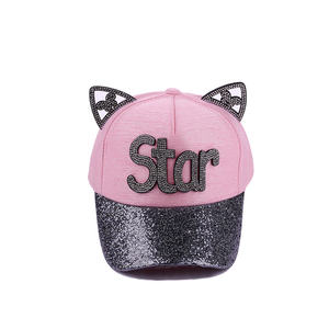 Großhandel 3D Cartoon Katzenkopf 5-Panel Kinder Baseballkappe mit Ohren Kleinkind Baseballmützen für Mädchen mit Strass-Buchstaben Verziert - Product Image 2