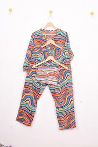 Conjunto de Pijama Floral Estampado Multicolor - Ropa de Dormir de Algodón Artesanal, Ropa de Dormir y de Estar por Casa de Verano Estilo Bohemio para Mujer, Regalo - Product Image 2