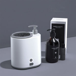 Machine à laver les pieds électrique automatique pour animaux de compagnie outil de toilettage tasse de nettoyage des pattes en caoutchouc pour chats et chiens - Product Image 1