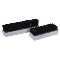 Brosses à bandes personnalisées en PP/PVC/nylon Brosses à lattes tuftées en poils de nylon pour le nettoyage