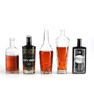 200ml 500ml 700ml 750ml 1000ml de licor de vidro flint vinho Vodka tequila gin Fantasia garrafa de Licor Garrafa De Vidro com tampa de cortiça selado