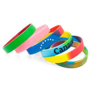 Pulseras Promocionales de Algodón Personalizadas de Alta Calidad - Resistentes al Agua, Impresas en Serigrafía con Colores, Logotipos y Formas Personalizados - Product Image 2