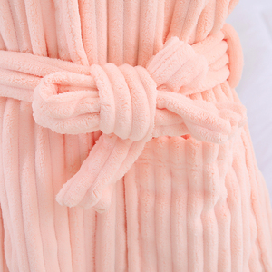 2023 plus blanc exquis épais chaud microfibre <span class=keywords><strong>fille</strong></span> vêtements de nuit chemise de nuit, absorbant corail polaire hôtel spa bain peignoir avec capuche - Product Image 5