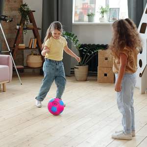 Balón de fútbol de Interior de tamaño 4 para niños y jóvenes, muebles protectores suaves y seguros, Regalos divertidos de cumpleaños y Navidad para niños y niñas - Product Image 2