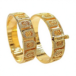 สร้อยข้อมือสแตนเลสชุบทอง24K ทันสมัยเครื่องประดับชุบทอง24K - Product Image 1