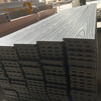Revêtement de conception directe d'usine Terrasse sans effort Composite bois-plastique Wpc sans soudure