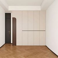 Armoire pleine hauteur de style mi-siècle en blanc crème, avec étagère ouverte arrondie en noyer et éclairage LED intégré