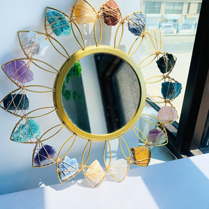 Gương trang điểm treo tường hình dáng hiện đại sang trọng bằng kim loại mạ vàng, pha lê tự nhiên, trang trí nhà cửa, khách sạn, thời trang - Product Image 1