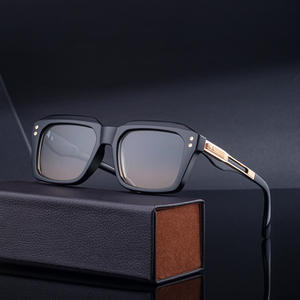 Gafas de sol cuadradas ZS98502 para hombre, negras, con lentes de PC UV400, montura de plástico y metal, protección solar para conducir al aire libre. - Product Image 5