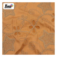 Tissu tissé pour robe imprimé en rayonne slub brodée, style slub, viscose 21s 30s 140gsm, saison estivale