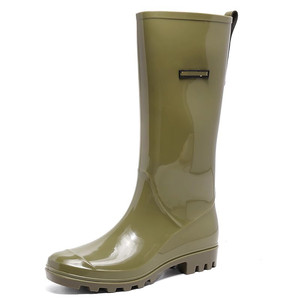 أحذية نسائية بلاستيكية مضادة للانزلاق مضادة للماء للبيع بالجملة أنيقة من Chelsea أحذية طويلة في الكاحل بطول منتصف الساق للسيدات - Product Image 5