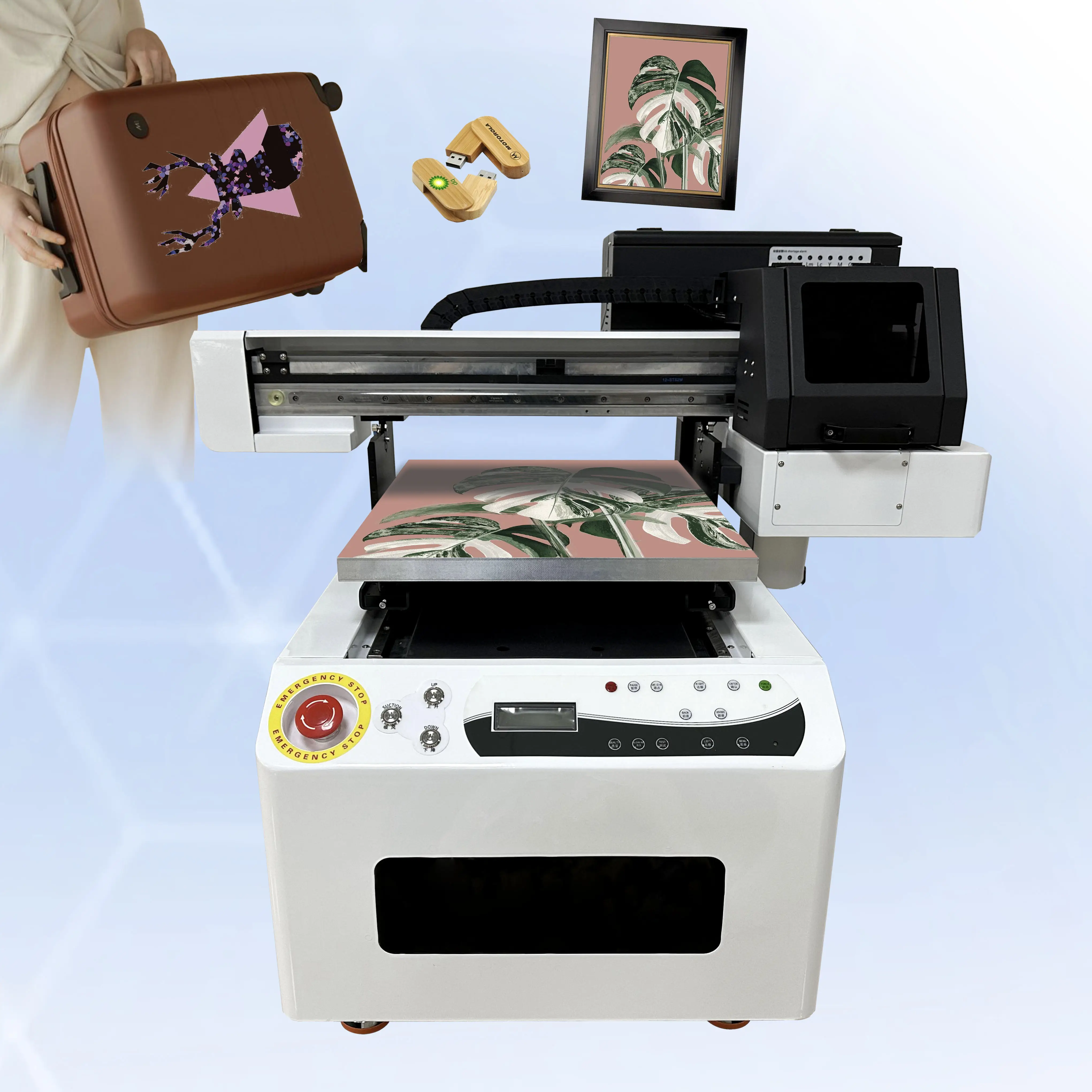All-in-One 4050 UV-Flatbed-Drucker mehrzweck-mittellgroßer Rotations-UV-Drucker für Golf mit PVC-Kartenflasche auf Desktop