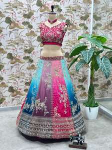 Premium Soft Chinnon Padding Designer Lehenga Choli con trabajo pesado Ideal para bodas, recepciones y ceremonias indias - Product Image 6