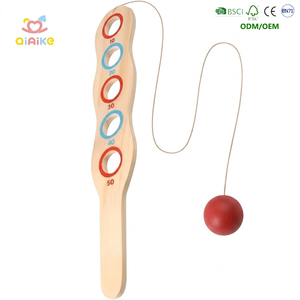 Gioco Educativo Divertente per Famiglie, Palline con Paddle in Legno per Spiaggia e Giardino, con Pallina Rossa su Corda per Bambini e Adulti - Product Image 1