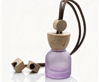 Vente en gros de flacons de parfum pour voiture en verre conique de 10 ml, flacons de parfum vides à suspendre pour voiture avec bouchon en bois