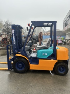 Б/у вилочный погрузчик Komatsu FD25, 2 тонны, 90% новый, с оригинальным японским двигателем и подшипниками, гарантия 1 год, сделано в Японии - Product Image 5