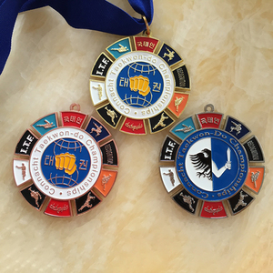 Médaille 3D personnalisée pour le sport Kick Boxing Taekwondo Grand Or Bronze Argent avec ruban Médailles de compétition personnalisées - Product Image 5