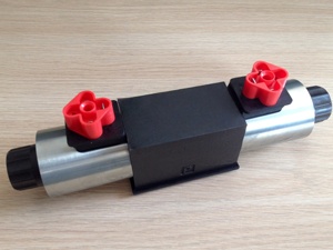 Válvula Solenoide Hidráulica D1VW020HNJW91 D1VW006KNJW D1VW002CNTW Válvula de Control Direccional D1VW020BVJW91 D1VW078KNTW91 - Product Image 2