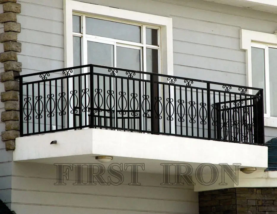 Rústico hogar y jardín recto en forma de U barandillas de balcón de hierro forjado