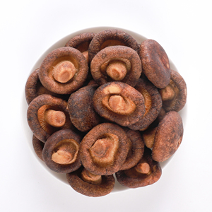 ขนมขบเคี้ยวเพื่อสุขภาพแบบขายส่งจำนวนมาก ชิปเห็ดหอมกรอบเค็มทอดสุญญากาศ VF บรรจุถุง - Product Image 2