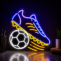 Panneau acrylique personnalisé à LED pour football, économe en énergie, avec effet d'éclairage néon doux pour la décoration publicitaire de terrains de football