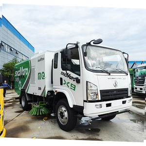 Camion balayeuse électrique HOWO de 9 tonnes à vendre - Product Image 1